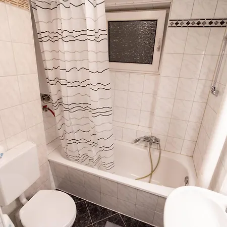 Monteurunterkunft Nahe Basf Gute Anbindung Apartment *